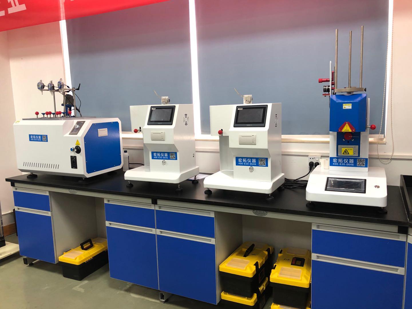 熔融指數(shù)儀.jpg 熔融指數(shù)儀.jpg